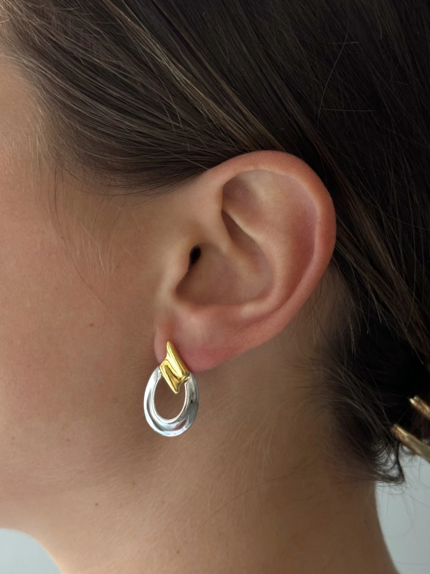 TWO TONED GRACE STUDS 3 TWO TONED GRACE STUDS