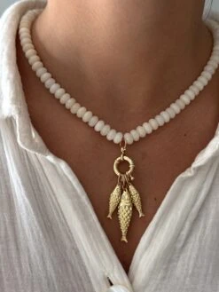CREAM FISH ON NECKLACE
