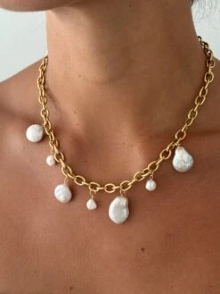 MULTI-PEARL CHARM NECKLACE