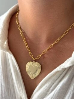 GRACIE HEART NECKLACE