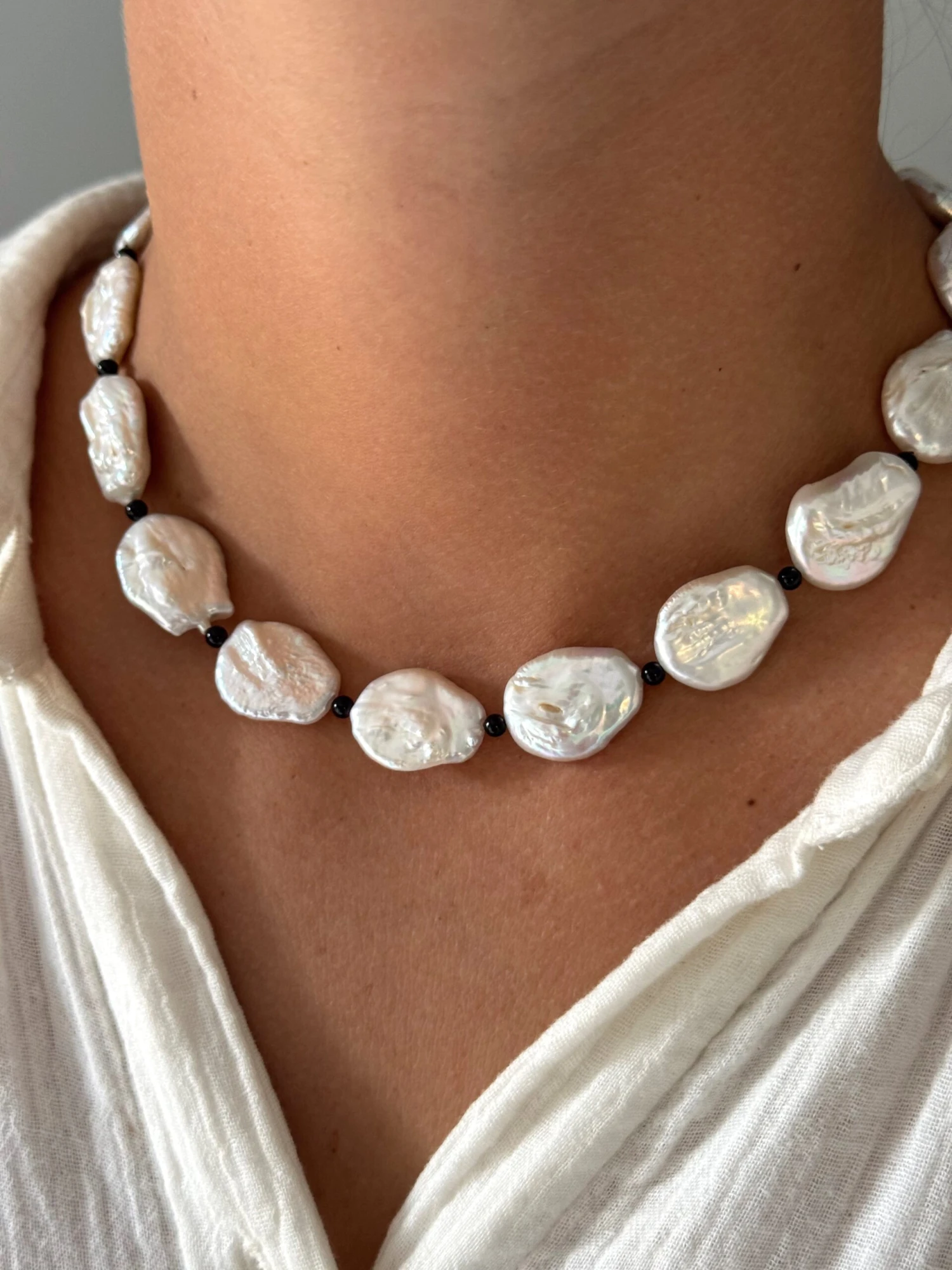 COLORED AUBREY NECKLACE 4 COLORED AUBREY NECKLACE - Image 2