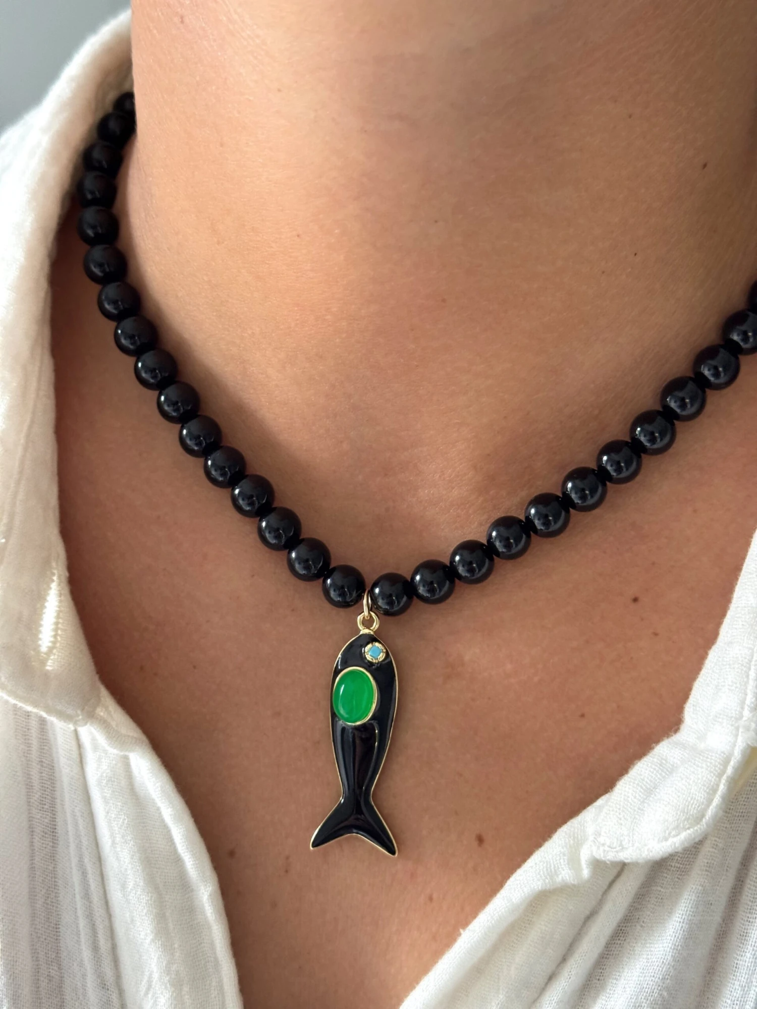 WALLAND IN BLACK NECKLACE 3 WALLAND IN BLACK NECKLACE