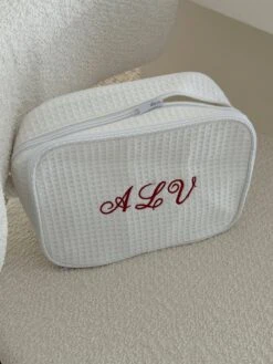 EMBROIDERED TOILETRY POUCH -ALV Jewelry Shop Tezza 7915 c9a323f5 e22c 4595 a7df 8e8372f3b358