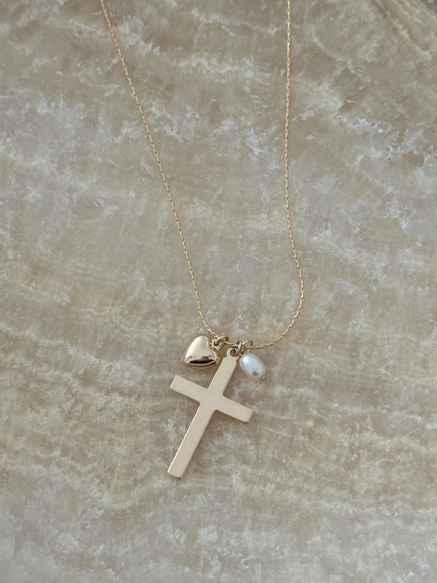 ELIZABETH CHARM NECKLACE 4 ELIZABETH CHARM NECKLACE - Image 2